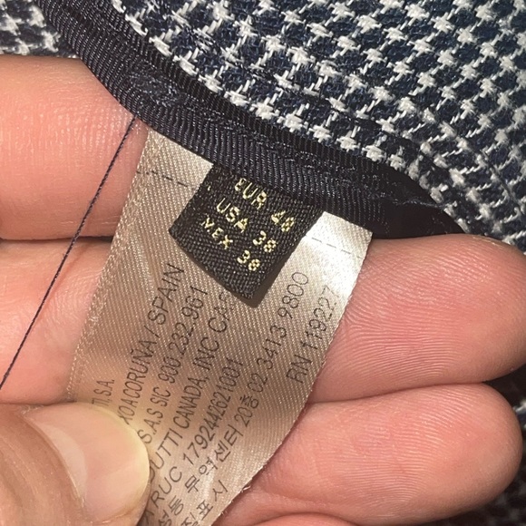 Massimo Dutti jacket and pants. - Picture 7 of 7